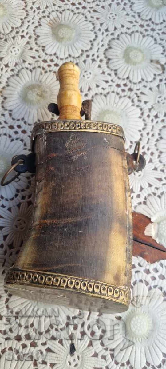 Livrarea Butoi vechi de pulbere Livrarea Butoi vechi de pulbere