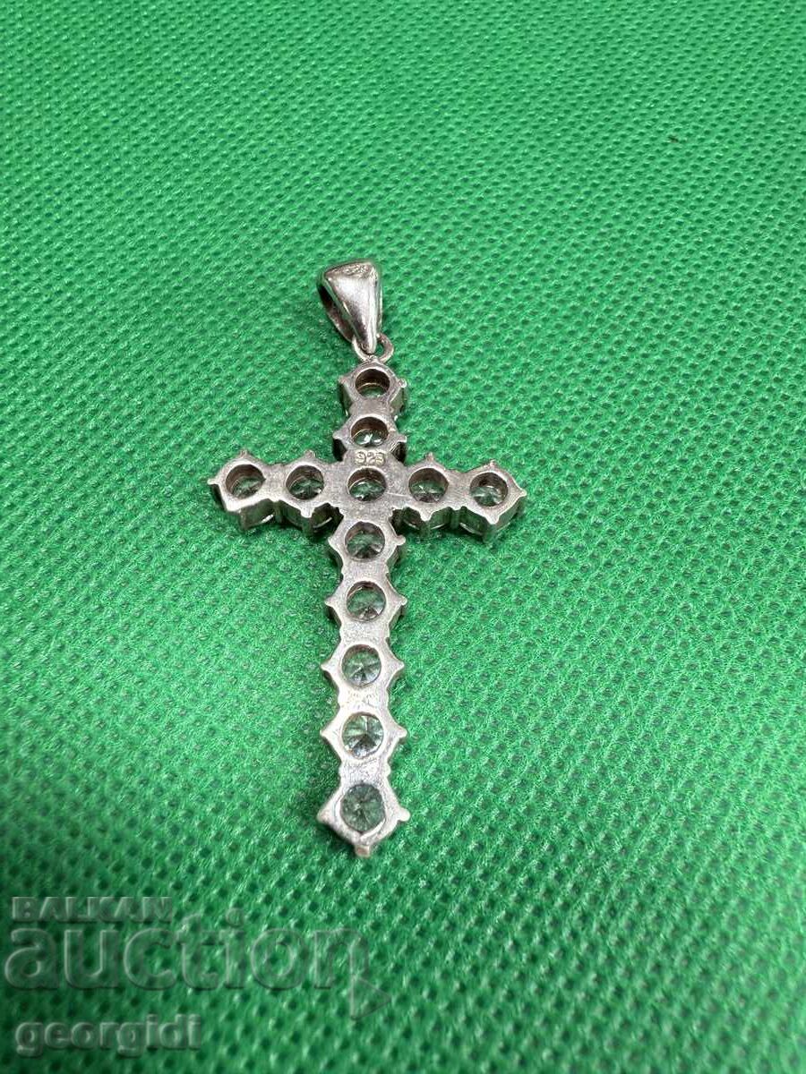 Доставка на Масивен сребърен кръст с 12циркона. №7701