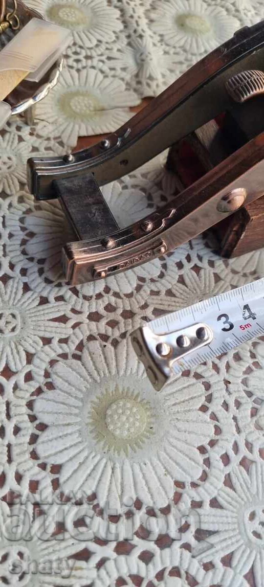 Delivery of Cannon lighter