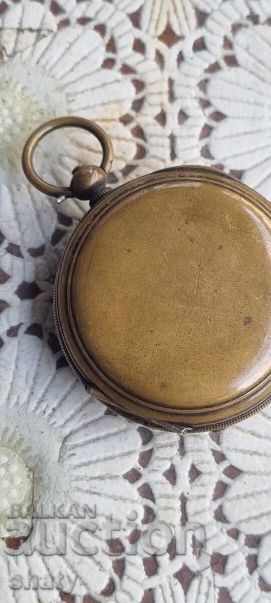 Ceas vechi cu preț 50.00 BGN | € 25.56