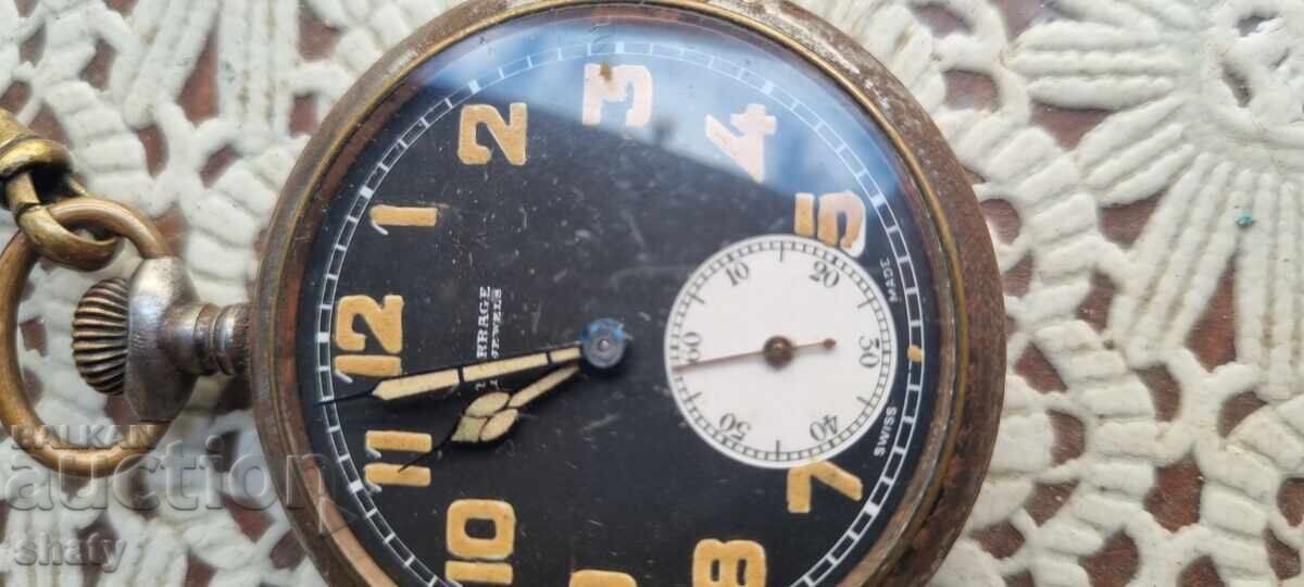 Ceas militar vechi cu preț 100.00 BGN | € 51.13