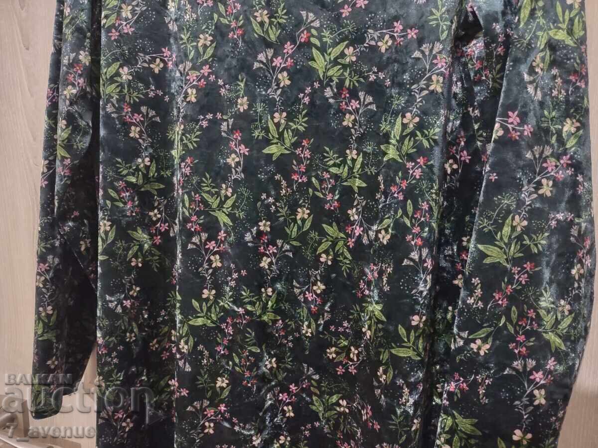 Velvet Dress, Flower Garden, Unique, Beautiful 8.12.25 - 6