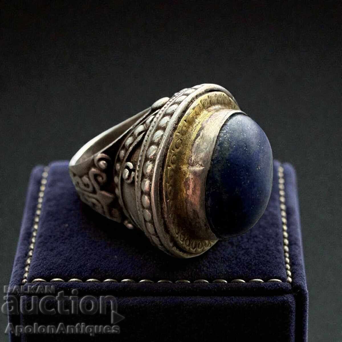 Παράδοση Ασημένιο δαχτυλίδι αντίκα με μεγάλο λάπις λάζουλι και επιχρύσωση - BRC Παράδοση Ασημένιο δαχτυλίδι αντίκα με μεγάλο λάπις λάζουλι και επιχρύσωση - BRC