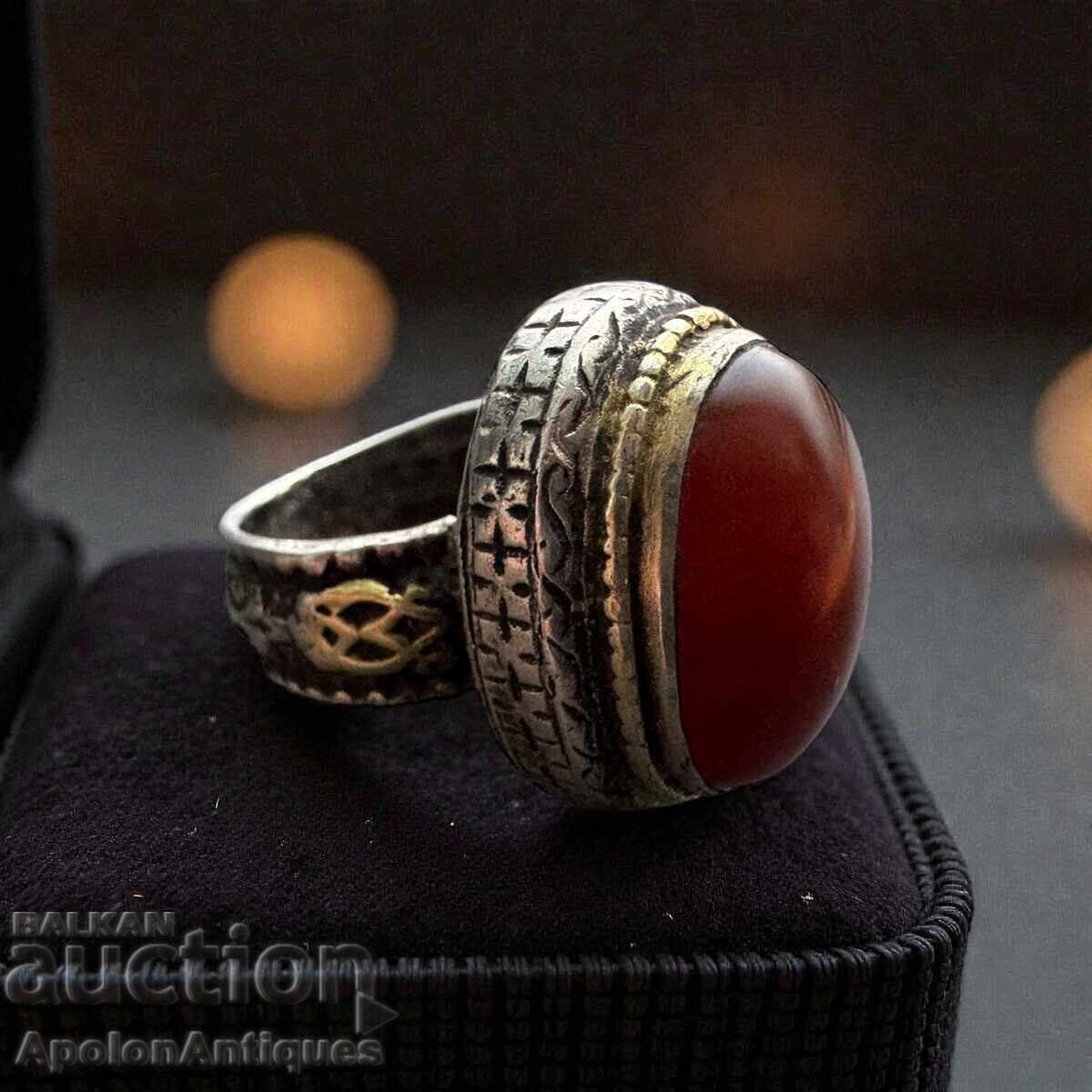 Livrarea Inel Argint Vechi Mare cu Carneol - BRTS