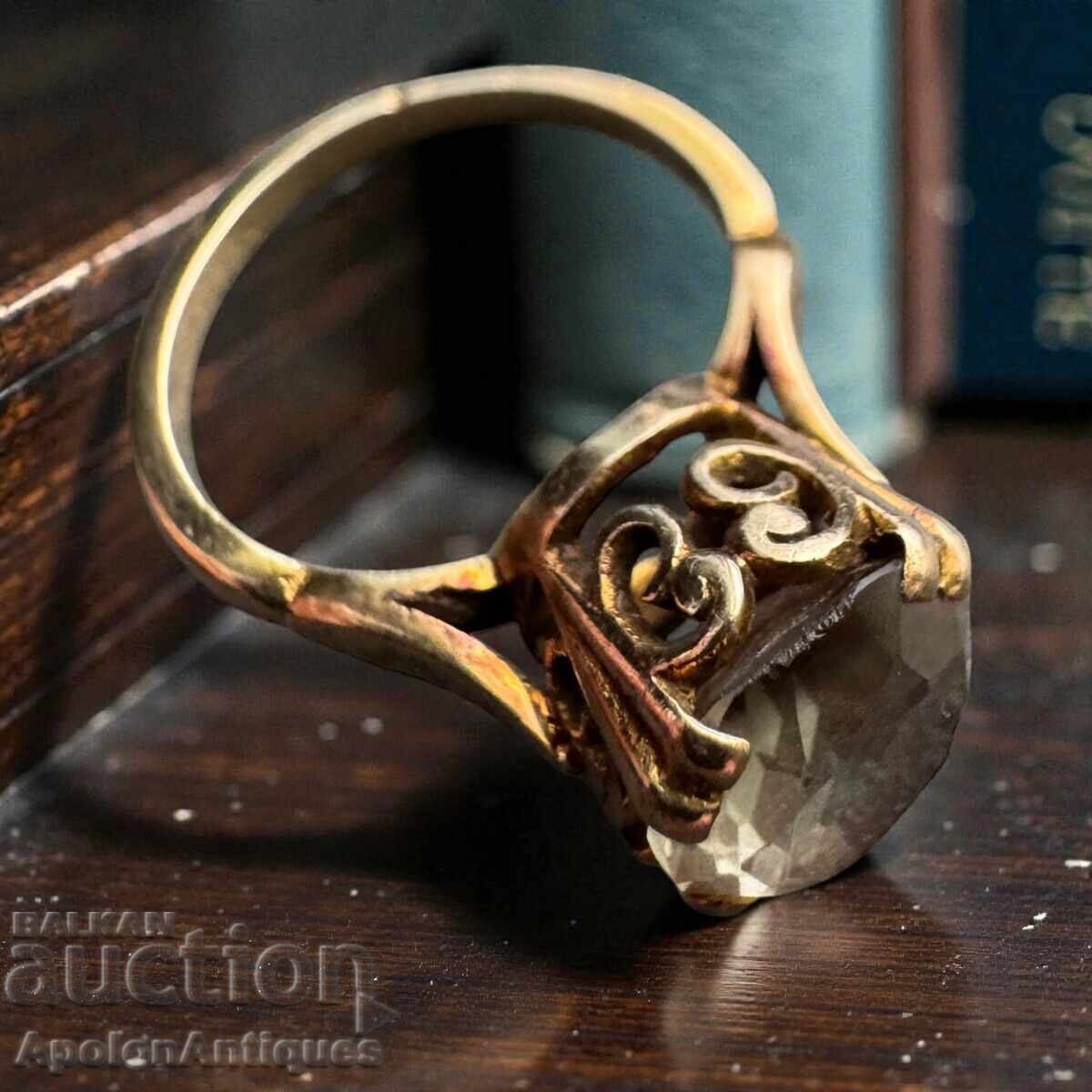 Inel Englezesc Vechi Cu Cristal