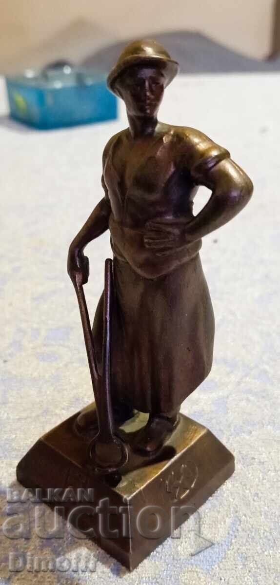 Livrarea Figurină masivă de bronz, sculptură turnată Livrarea Figurină masivă de bronz, sculptură turnată