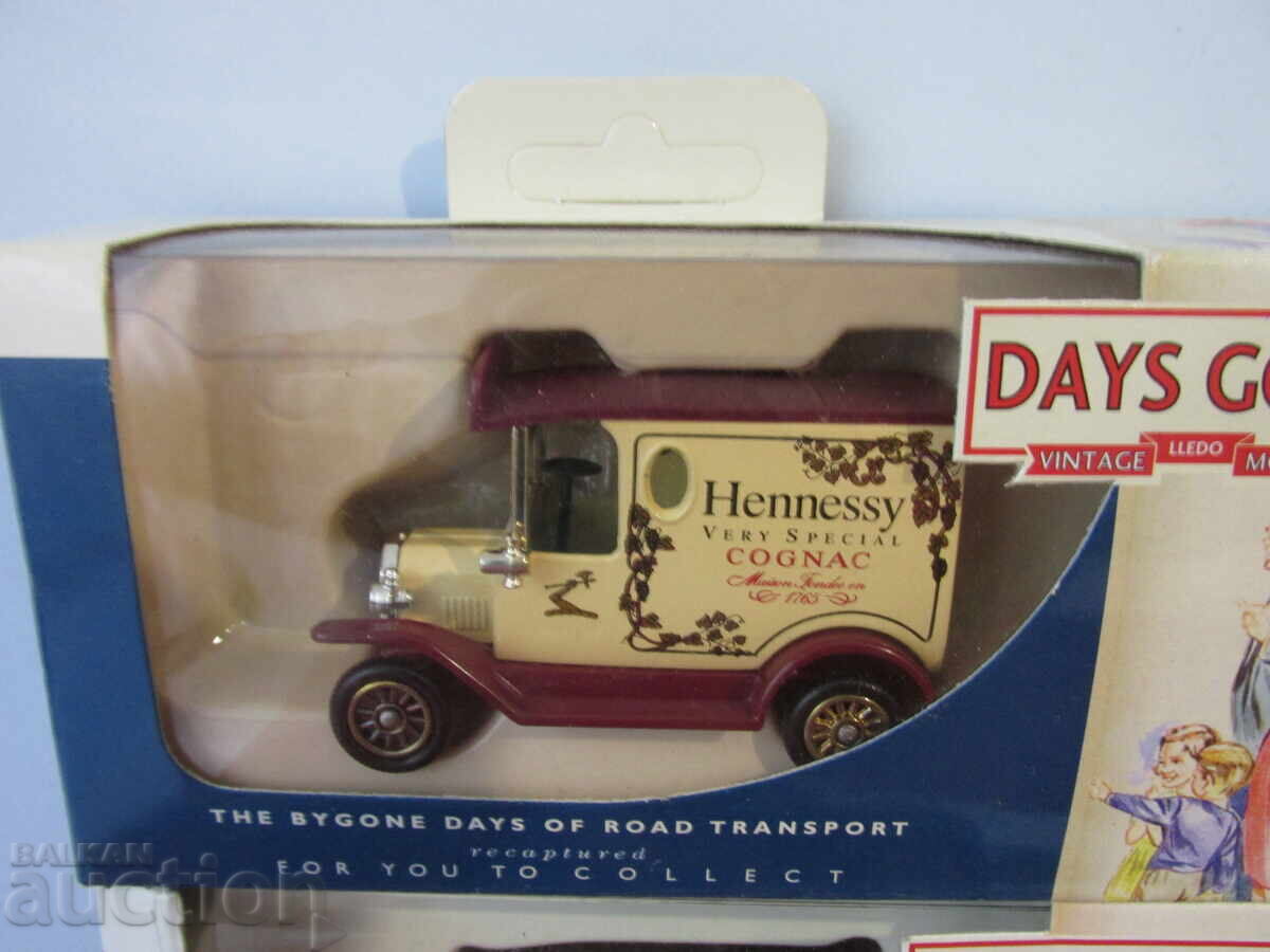 Carucioare retro cu preț 0.01 BGN | € 0.01 Carucioare retro cu preț 0.01 BGN | € 0.01