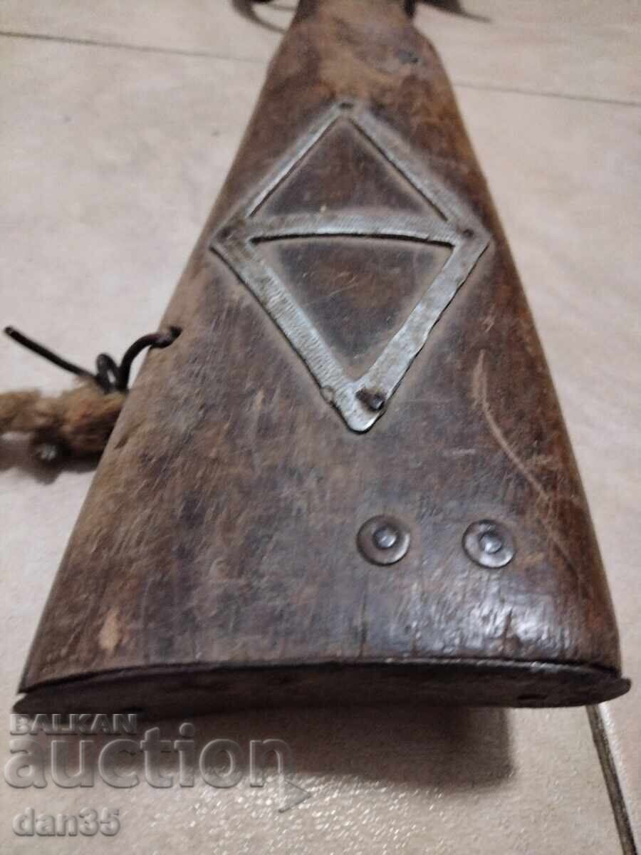 PUȘCĂ CU UN SINGUR TUB, FOARTE VECHE, CU CAPSULĂ - 5 PUȘCĂ CU UN SINGUR TUB, FOARTE VECHE, CU CAPSULĂ - 5