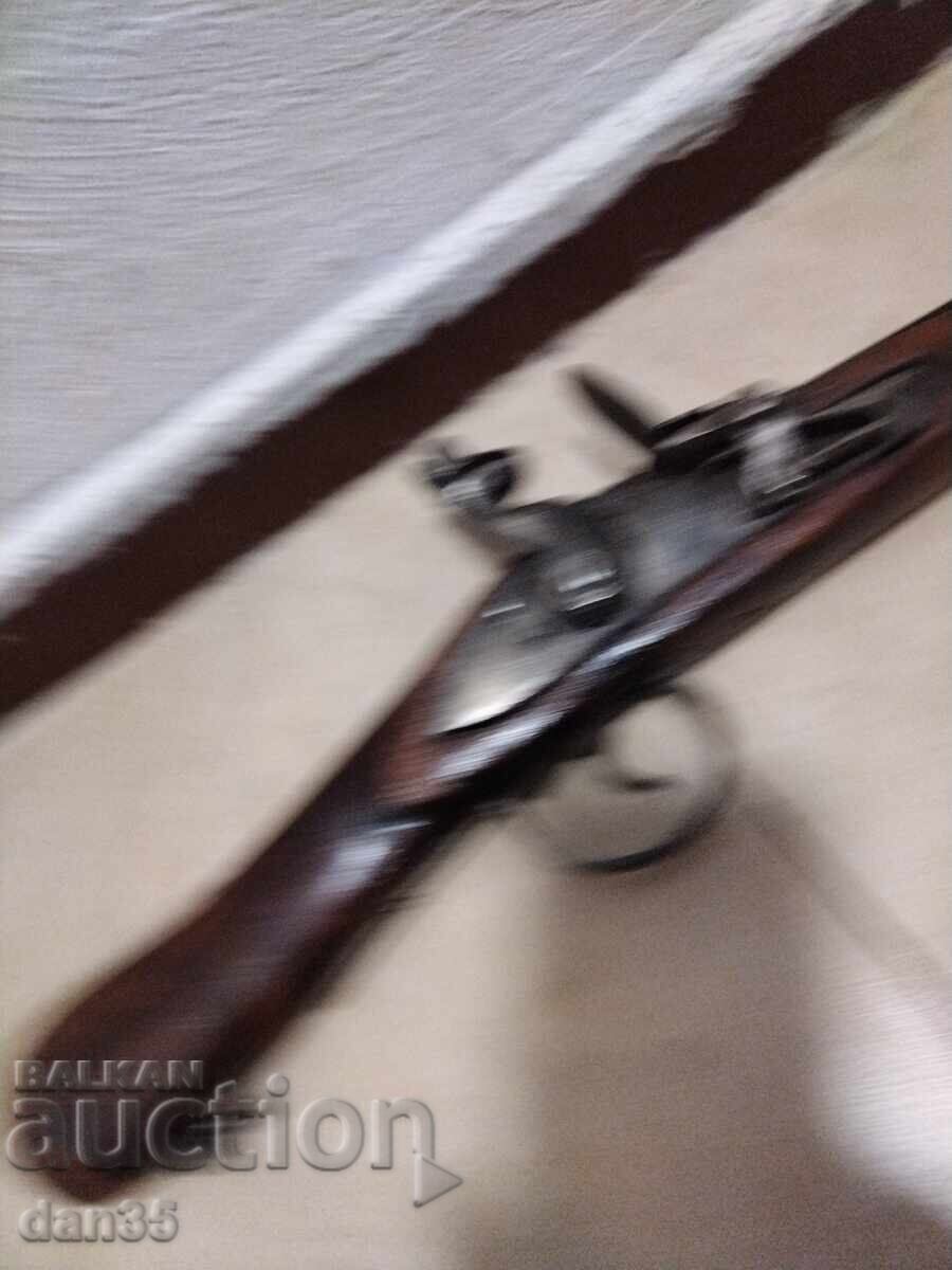 Доставка на СТАР КРЕМЪЧЕН ПУШКО–ПИЩОВ Доставка на СТАР КРЕМЪЧЕН ПУШКО–ПИЩОВ