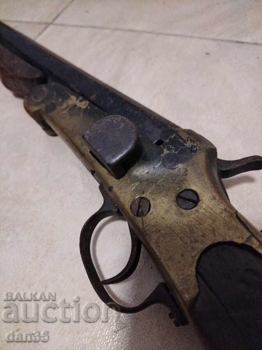 МНОГО СТОРА ОВЧАРСКА ПУШКА с цена 900.00 лв. | € 460.16