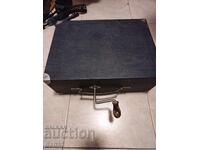 GRAMOFON VECHI CU MANIVELĂ, FUNCȚIONEAZĂ