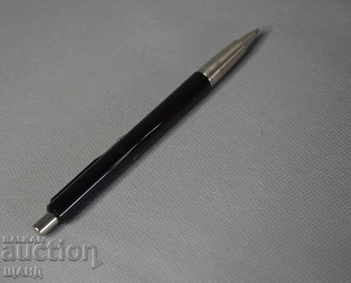 Delivery of Old "Parker" pen, England, with box Delivery of Old "Parker" pen, England, with box