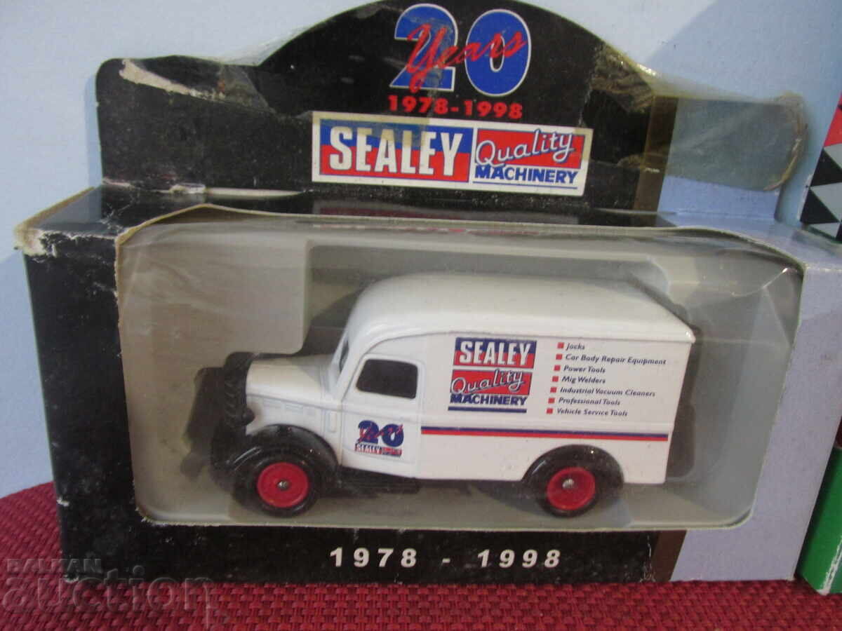 Доставка на Ретро колички Доставка на Ретро колички