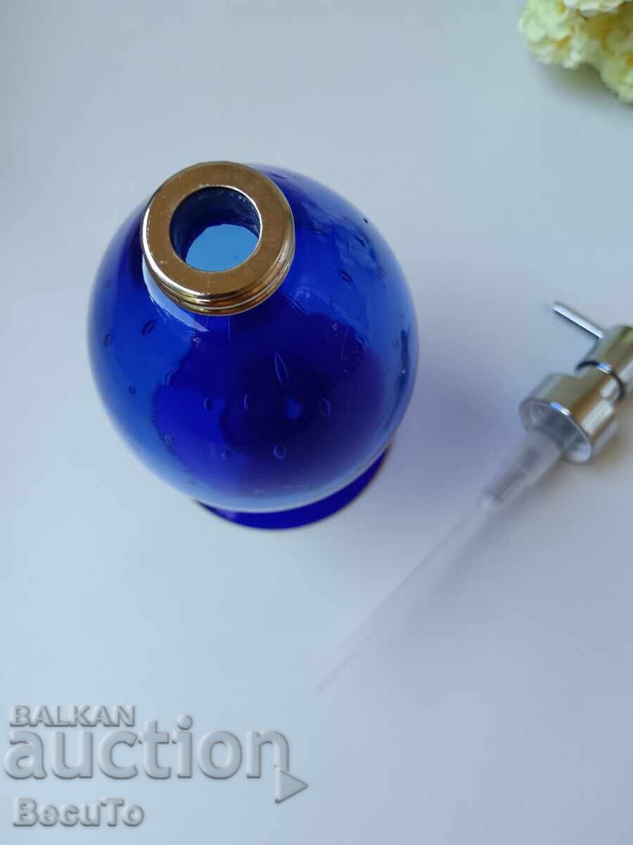 Луксозен италиански дозатор за течен сапун/веро, синьо стъкл - 6 Луксозен италиански дозатор за течен сапун/веро, синьо стъкл - 6