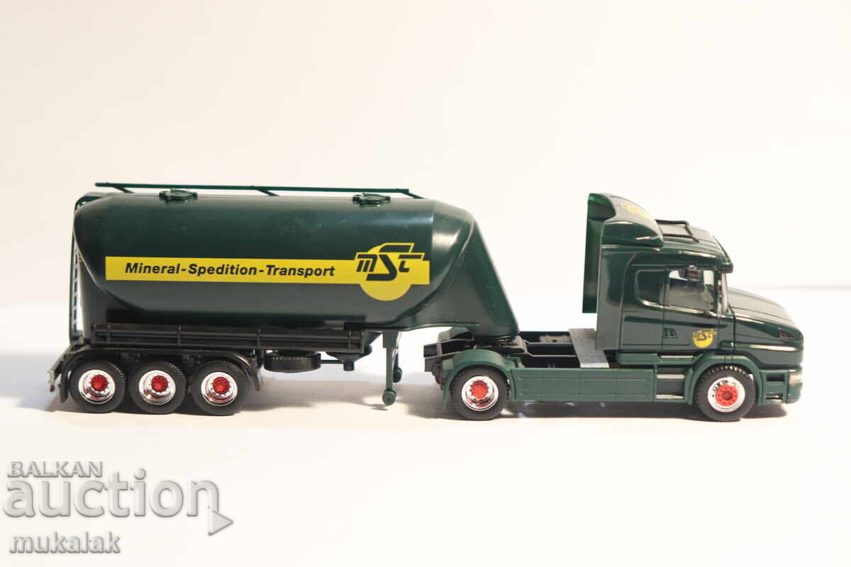 HERPA H0 1/87 SCANIA SILO TANK TRUCK MODEL - 6 HERPA H0 1/87 SCANIA SILO TANK TRUCK MODEL - 6