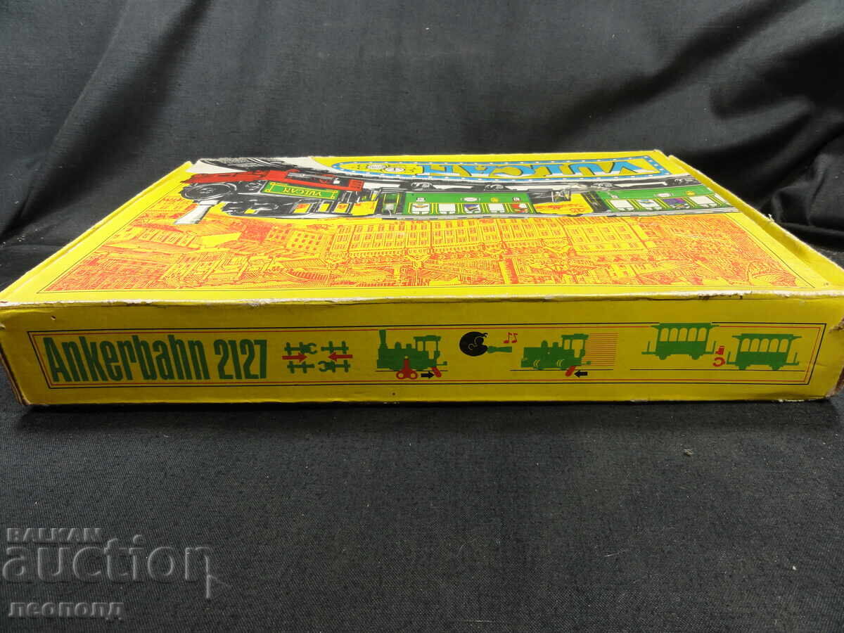 Licitație VECHI RETRO SOȚ GDR DDR JUCĂRIE MECANICĂ TRENULEȚ VULKAN Licitație VECHI RETRO SOȚ GDR DDR JUCĂRIE MECANICĂ TRENULEȚ VULKAN