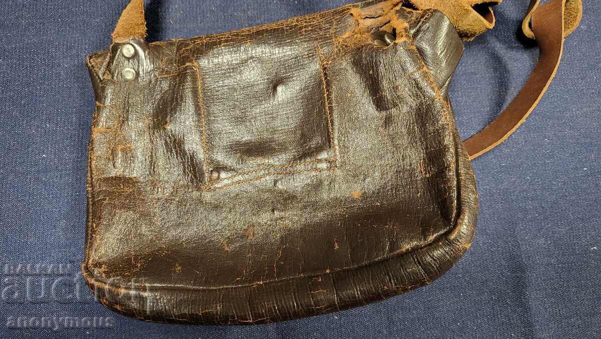 Аукцион Кожена чанта за фишеци,фишеклък, сумка, паласка