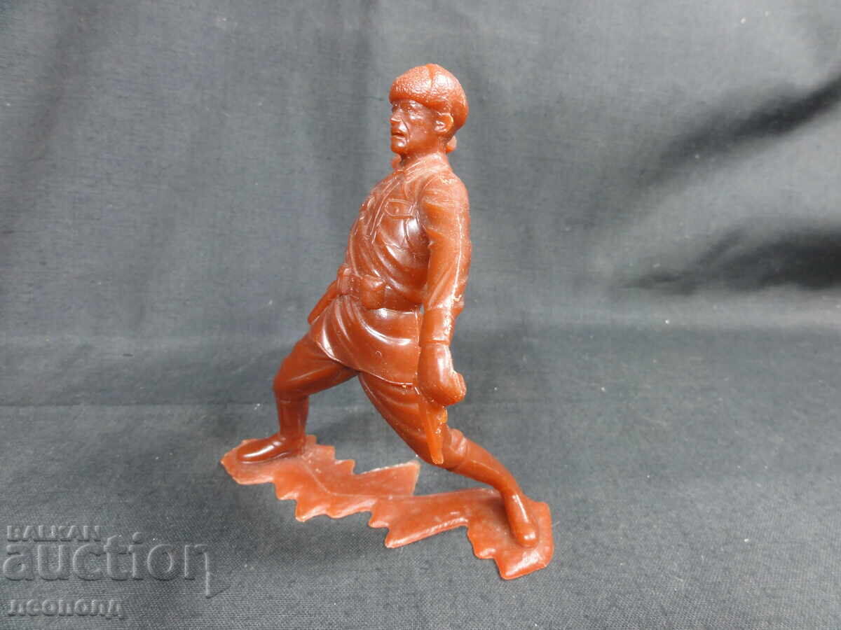 FIGURINĂ VECHE RETRO SOVIETICĂ DIN PLASTIC SOLDAT RUS RĂZBOIUL AL DOILEA MONDIAL cu preț 20.00 BGN | € 10.23 FIGURINĂ VECHE RETRO SOVIETICĂ DIN PLASTIC SOLDAT RUS RĂZBOIUL AL DOILEA MONDIAL cu preț 20.00 BGN | € 10.23