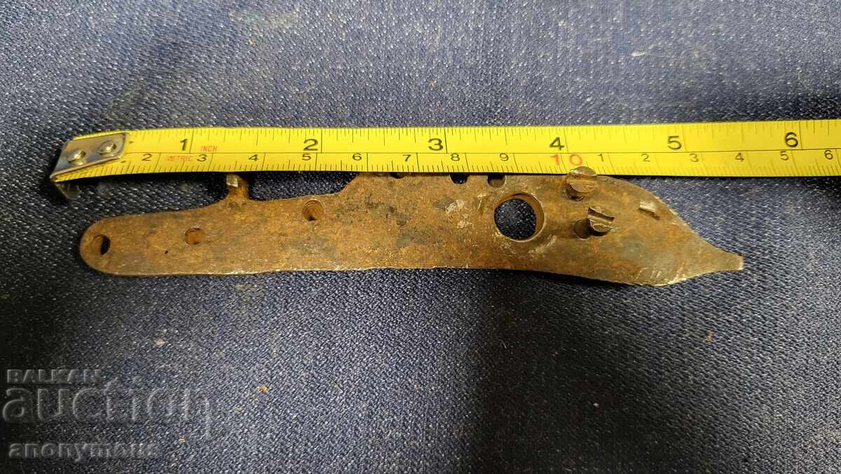 Аукцион Част за пушка, пищов, карабина плочка България Аукцион Част за пушка, пищов, карабина плочка България