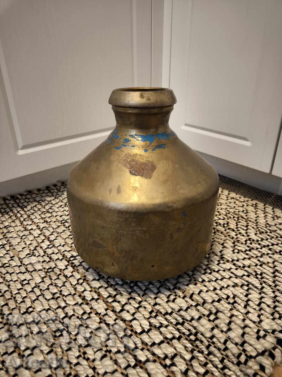 Hand-forged brass vessel - massive, decorative