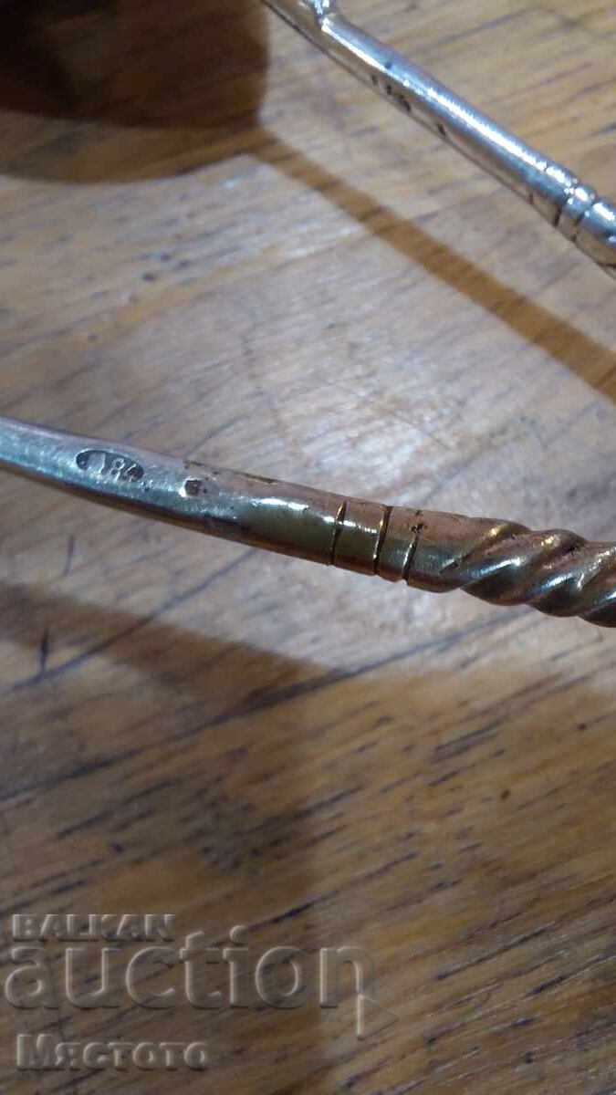 Delivery of Silver enamel 84 Delivery of Silver enamel 84