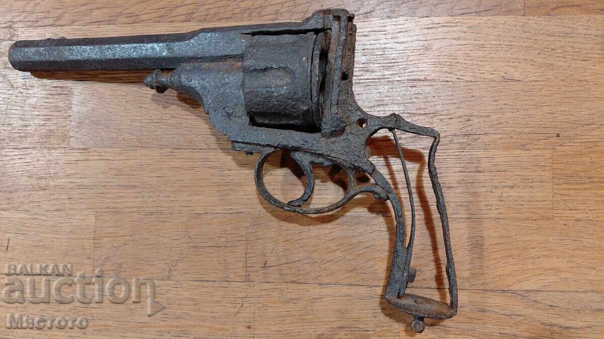 Delivery of Old Yataghan Revolver Delivery of Old Yataghan Revolver