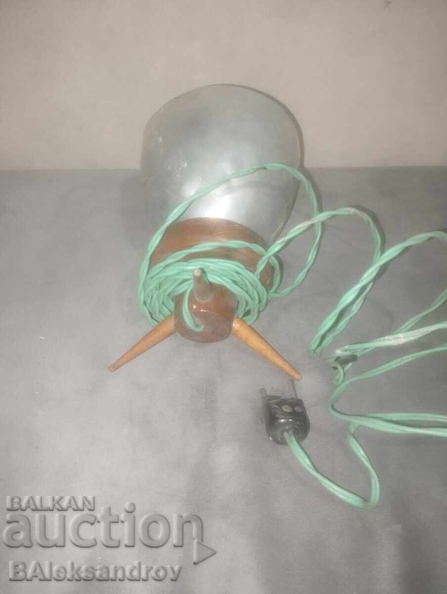 Livrarea O lampă veche