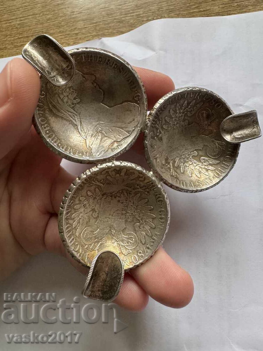 Аукцион Сребърен старинен пепелник Аукцион Сребърен старинен пепелник