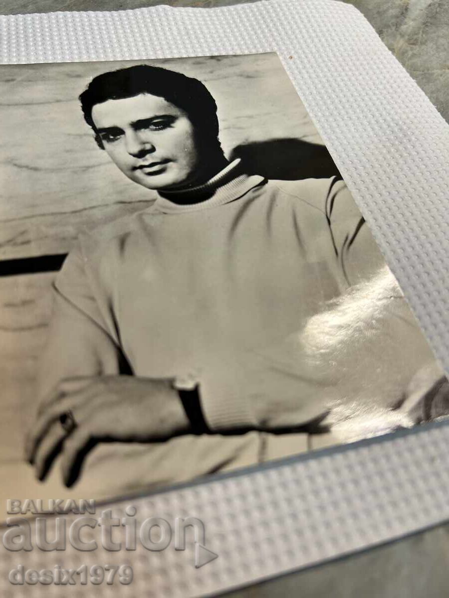 Felicitare cu Emil Dimitrov cu preț 0.01 BGN | € 0.01 Felicitare cu Emil Dimitrov cu preț 0.01 BGN | € 0.01