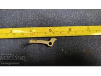 Част за револвер, пищов, карабина, пушка запъвач