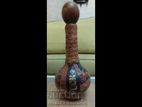 Ιταλική vintage φιάλη με δερμάτινη επένδυση για συλλέκτες