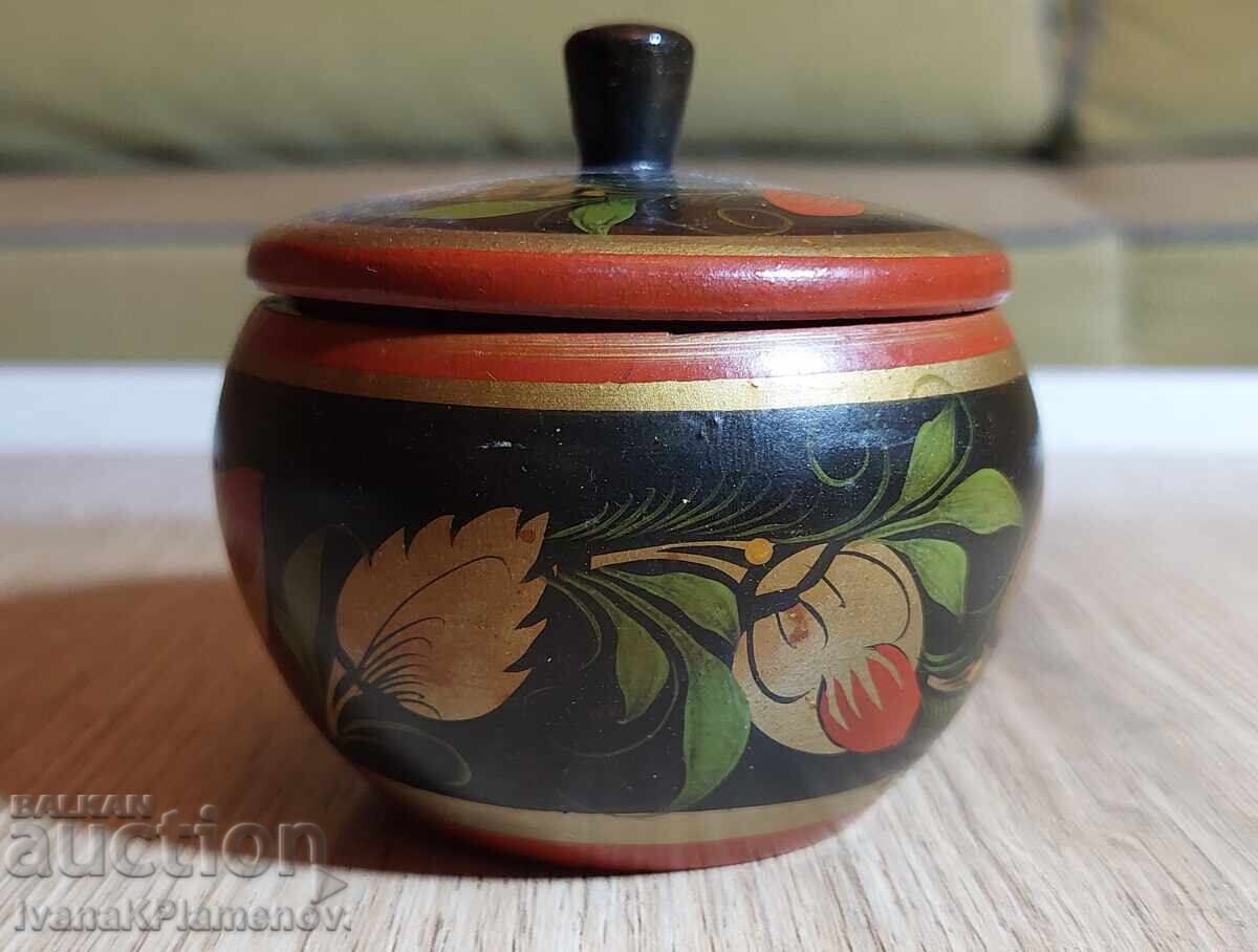 Auction  Khokhloma Box from Russia for Connoisseurs