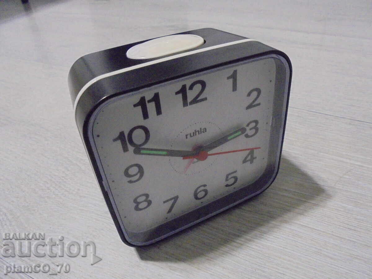 Δημοπρασία №*8404 Παλαιό ρολόι χαλαζία Ruhla Δημοπρασία №*8404 Παλαιό ρολόι χαλαζία Ruhla