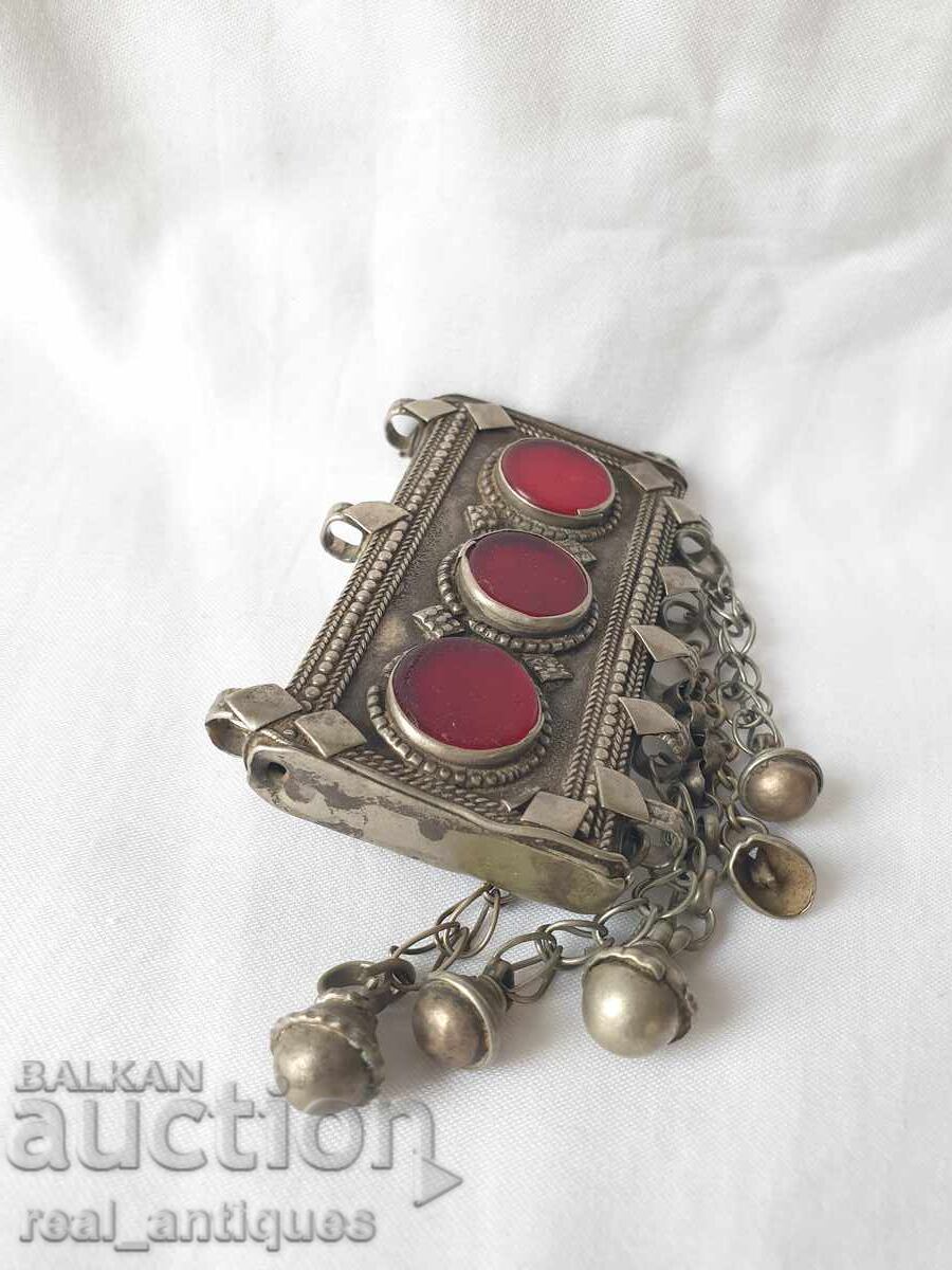 Delivery of Old pendant Delivery of Old pendant