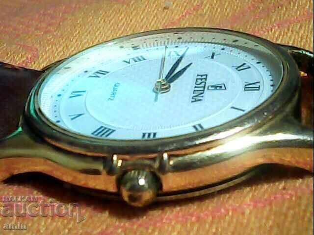 Frumoase moșii 4 ceasuri festina placate cu aur, funcționează cu preț 30.00 BGN | € 15.34