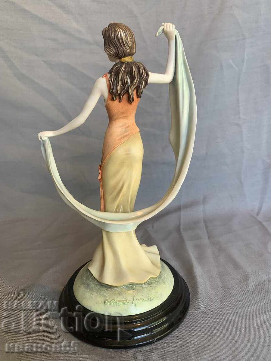 Licitație Figurină statuetă Colecția Leonardo Licitație Figurină statuetă Colecția Leonardo