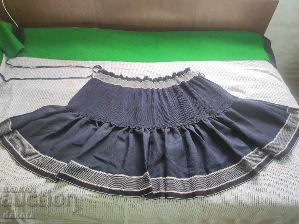 Беленска хърцойска носия