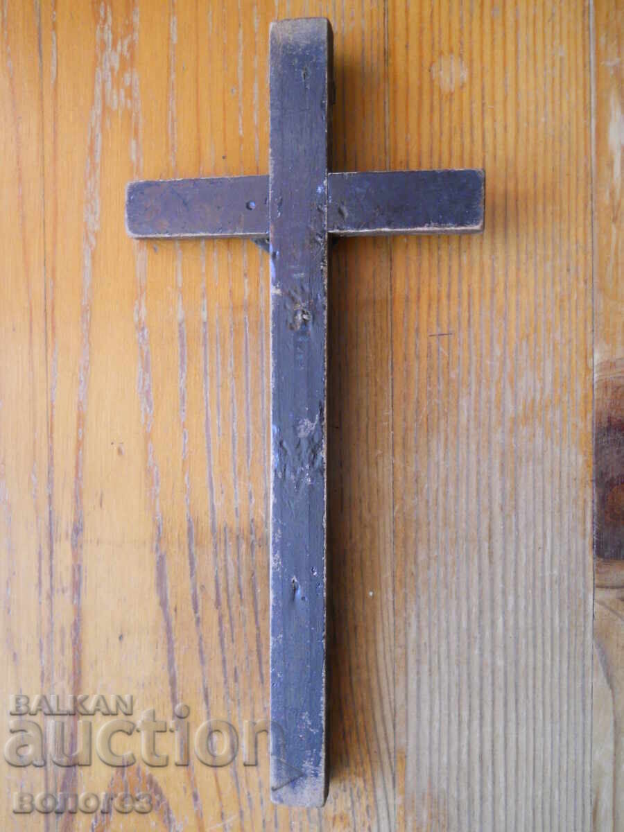 Livrarea Cruce de perete antică din lemn cu răstignire și Maica Domnului Livrarea Cruce de perete antică din lemn cu răstignire și Maica Domnului