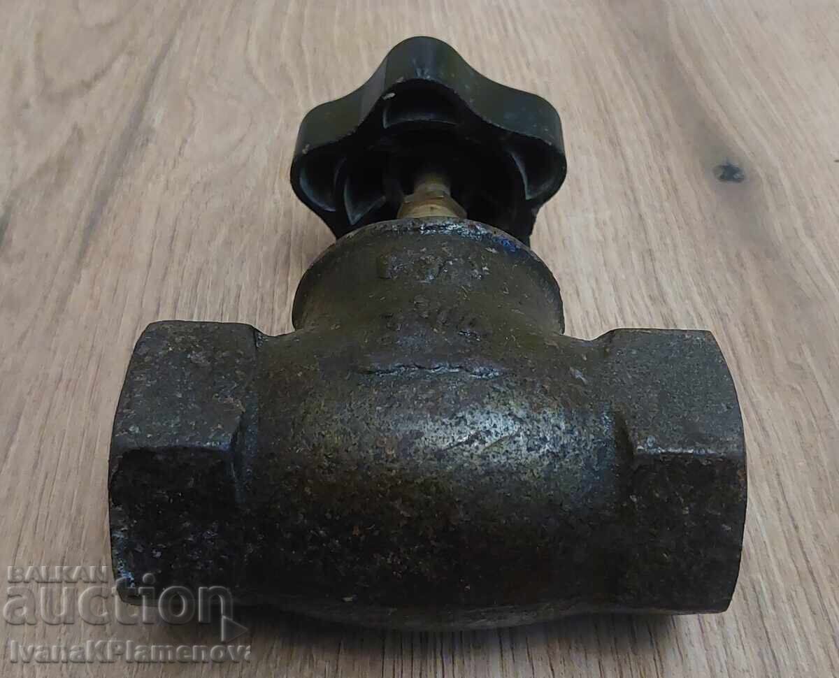 Robinet de închidere 1"1/4 nou cu preț € 12.00 | 23.47 BGN