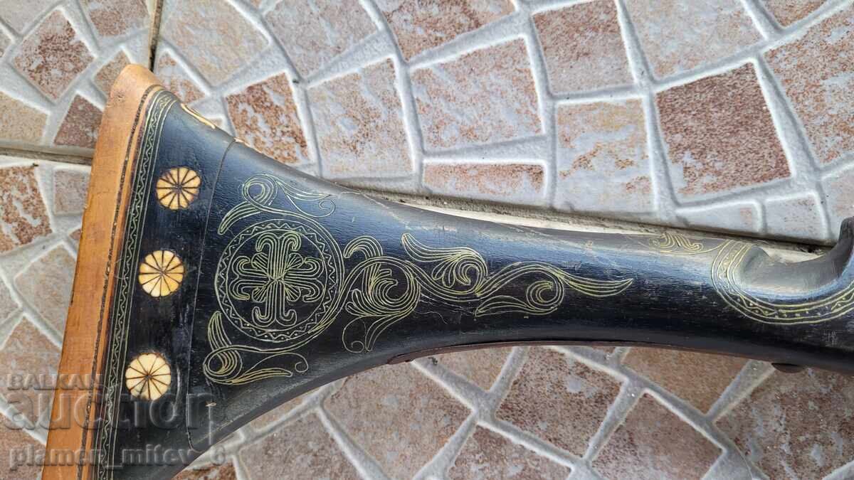 Доставка на Пушка, кремъклийка, шишане, бойлия Доставка на Пушка, кремъклийка, шишане, бойлия