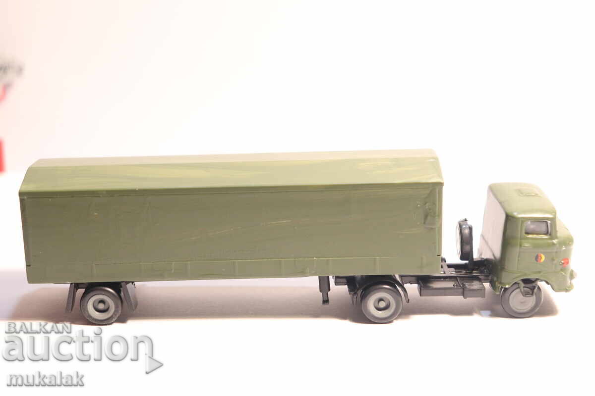 1/87 H0 ИФА IFA TIR РЕМАРКЕ КАМИОН МОДЕЛ - 7 1/87 H0 ИФА IFA TIR РЕМАРКЕ КАМИОН МОДЕЛ - 7