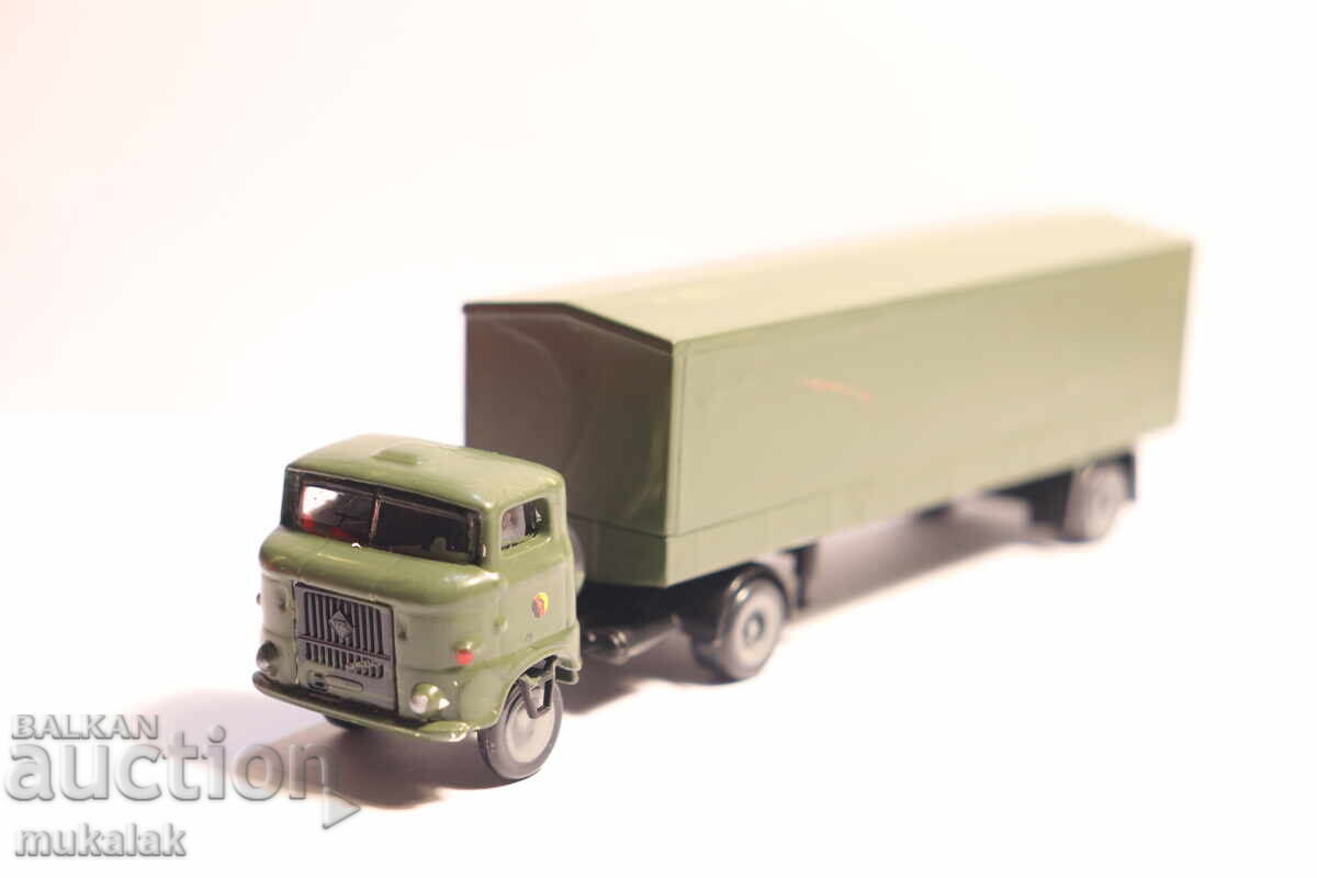 1/87 H0 ИФА IFA TIR РЕМАРКЕ КАМИОН МОДЕЛ 1/87 H0 ИФА IFA TIR РЕМАРКЕ КАМИОН МОДЕЛ