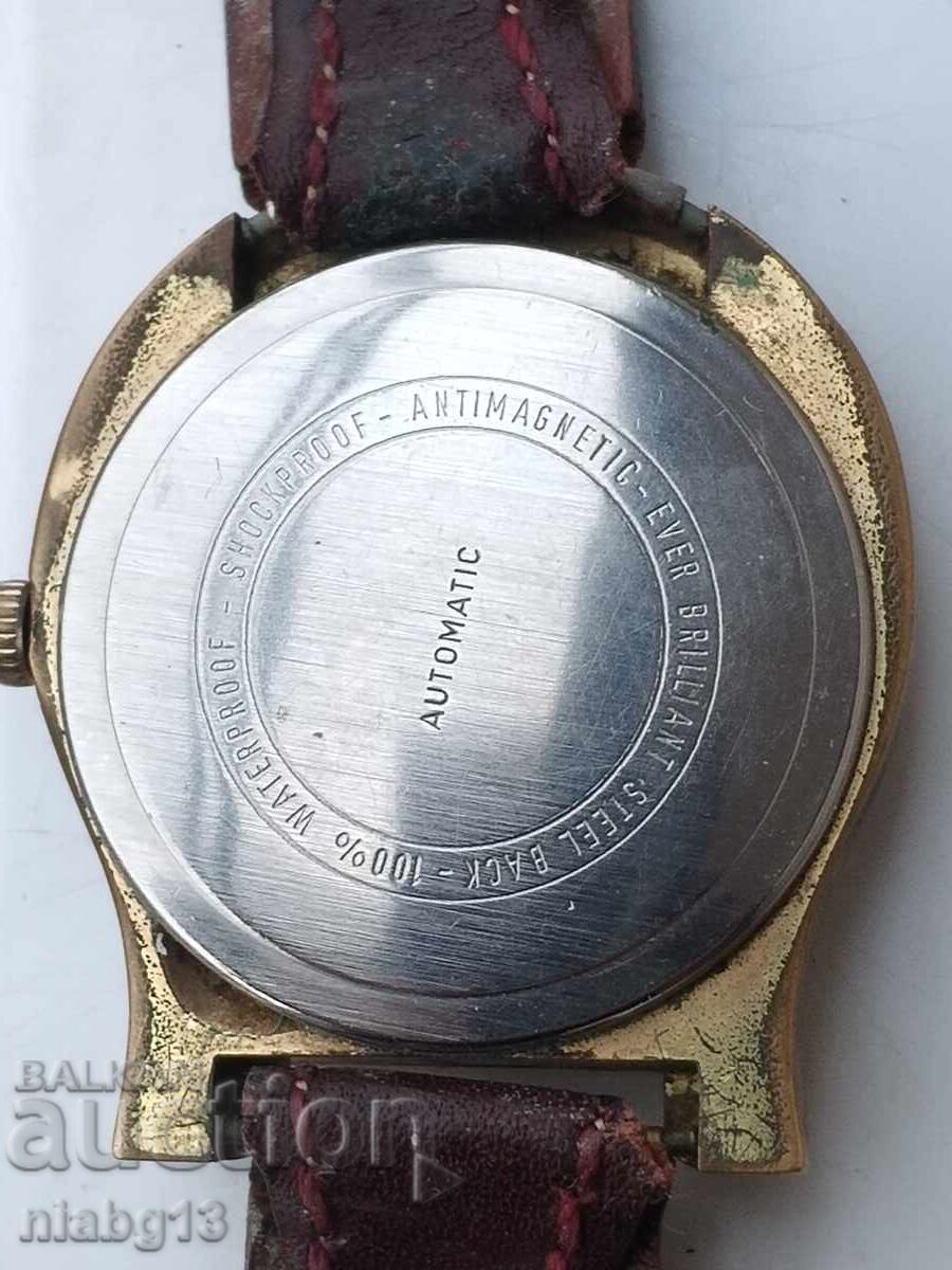 Auction Etienne Aigner Auction Etienne Aigner