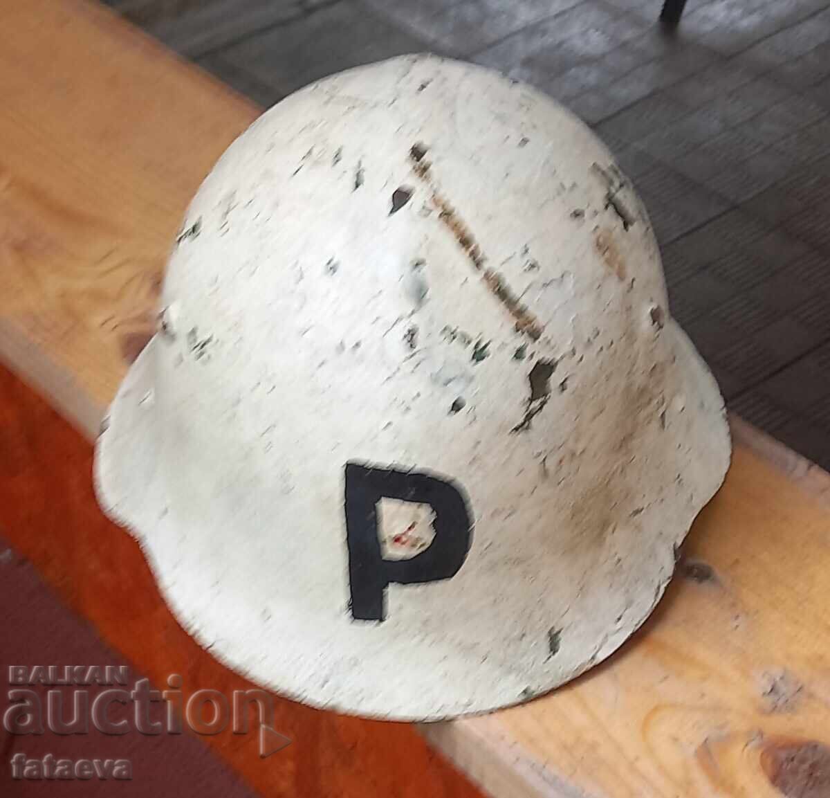 Παλιό στρατιωτικό κράνος, γερμανικού τύπου Παλιό στρατιωτικό κράνος, γερμανικού τύπου