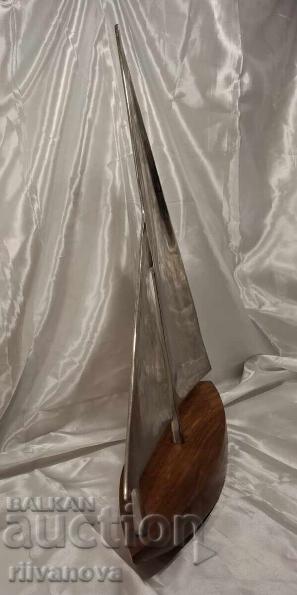 Licitație Sculptură mare Iaht Licitație Sculptură mare Iaht