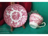 Όμορφο Αγγλικό πιάτο και φλιτζάνι καφέ