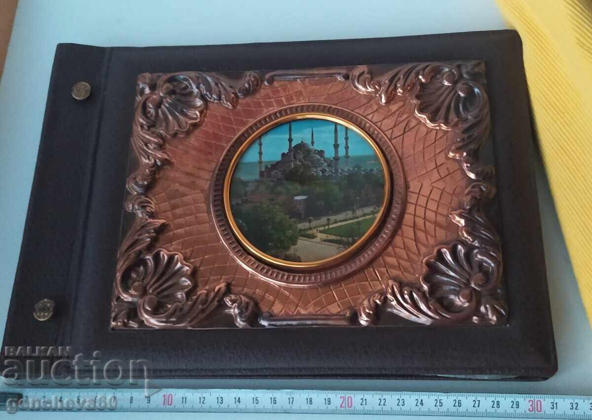 Album foto din piele cu decorațiuni din cupru Album foto din piele cu decorațiuni din cupru