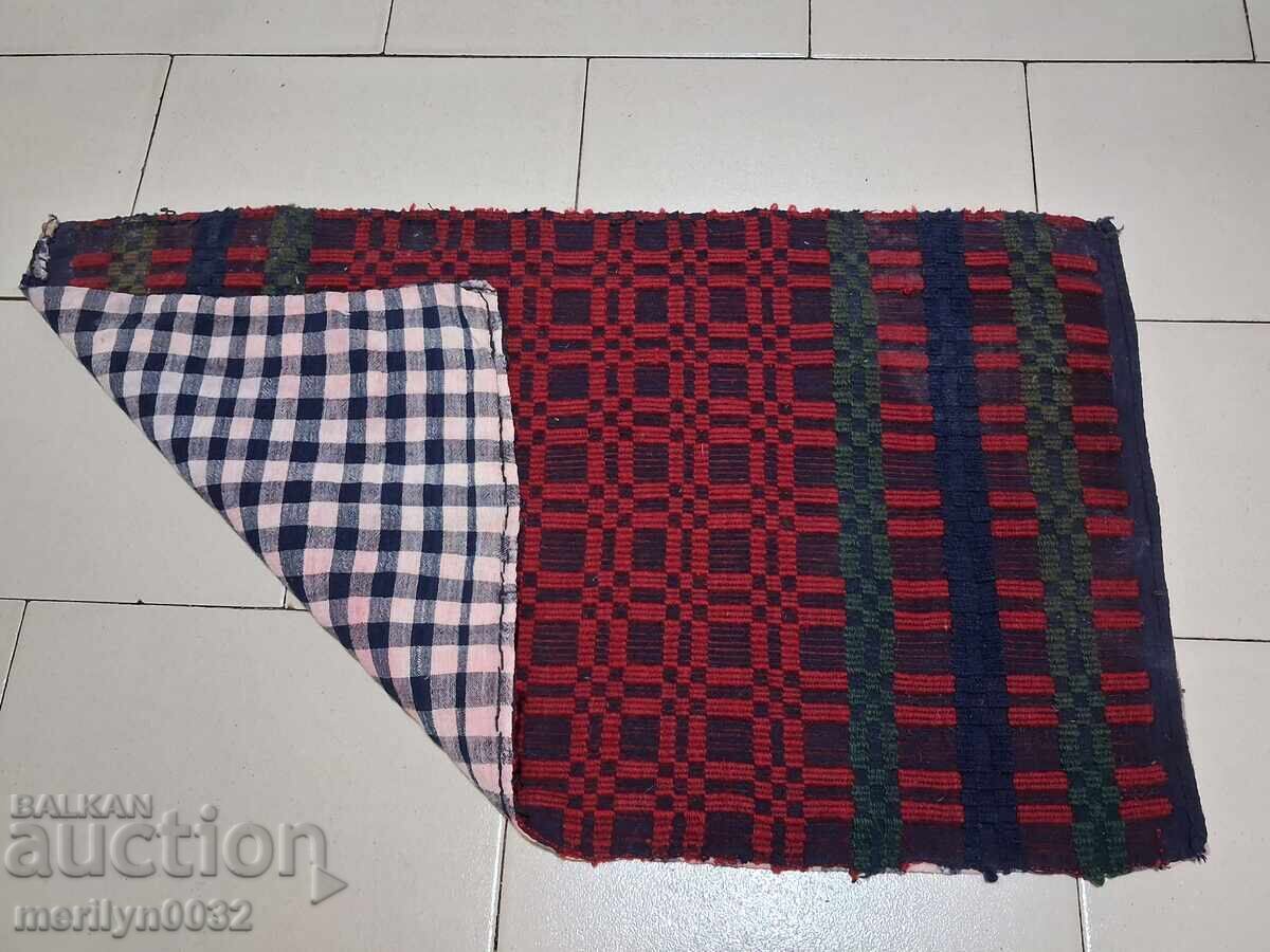 Παλιά υφαντή κεντητή κεντητή μαξιλαροθήκη με τιμή 37.00 BGN | € 18.92 Παλιά υφαντή κεντητή κεντητή μαξιλαροθήκη με τιμή 37.00 BGN | € 18.92