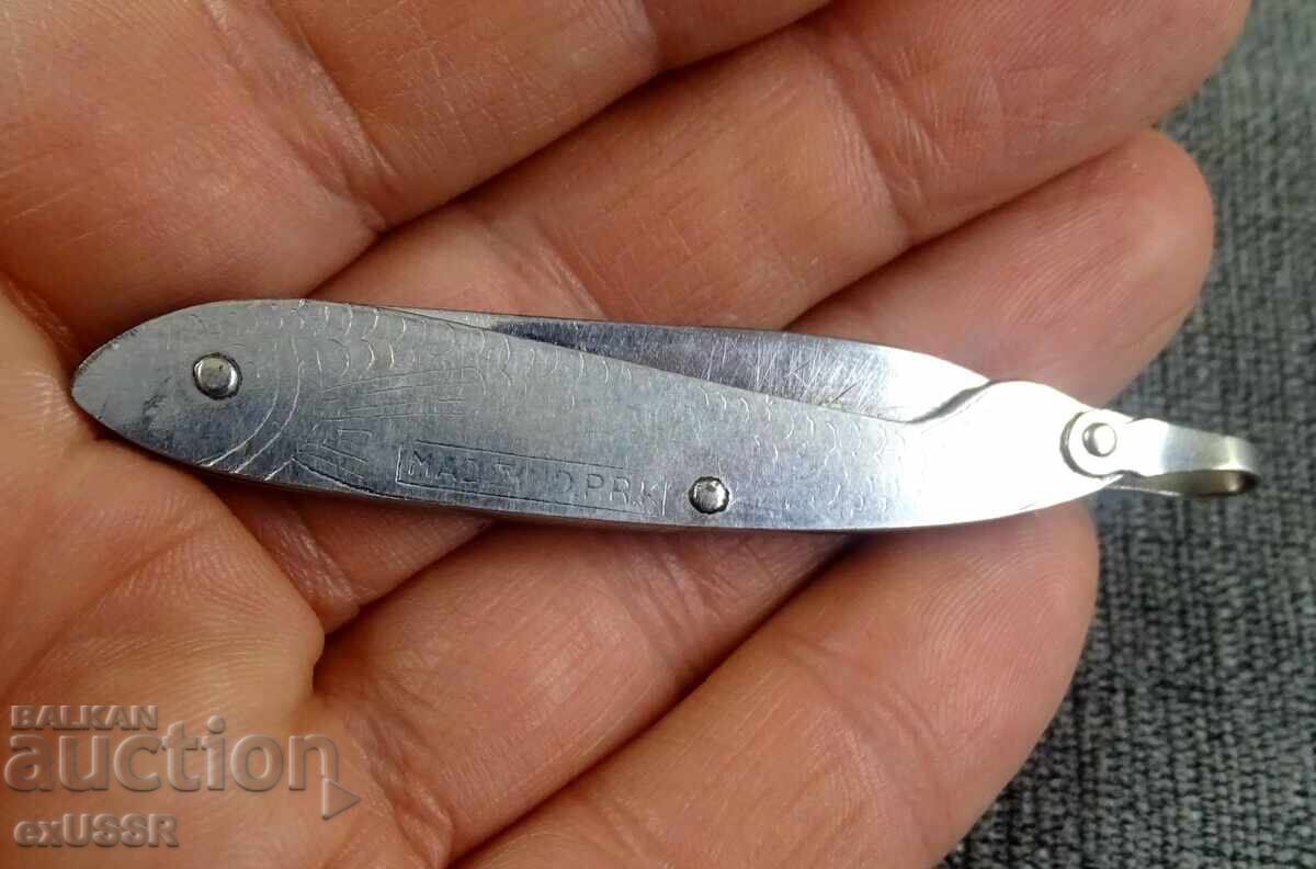 Delivery of Old pocket knife fish Korean North Korea