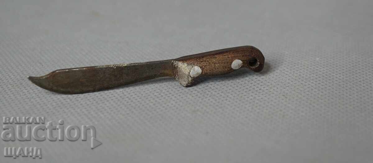 CUȚIT MINI VECHI CUȚIT CUȚITA CUȚIT LAMĂ 70mm cu preț 10.35 BGN | € 5.29